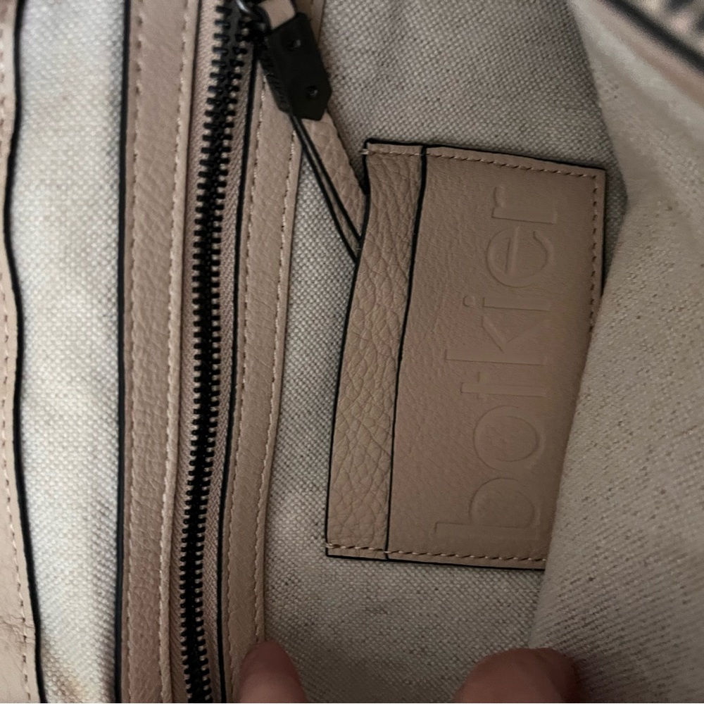 Authentic Botkier soft Tan leather convertible Backpack/ cross body / hand bag - Picture 9 of 15